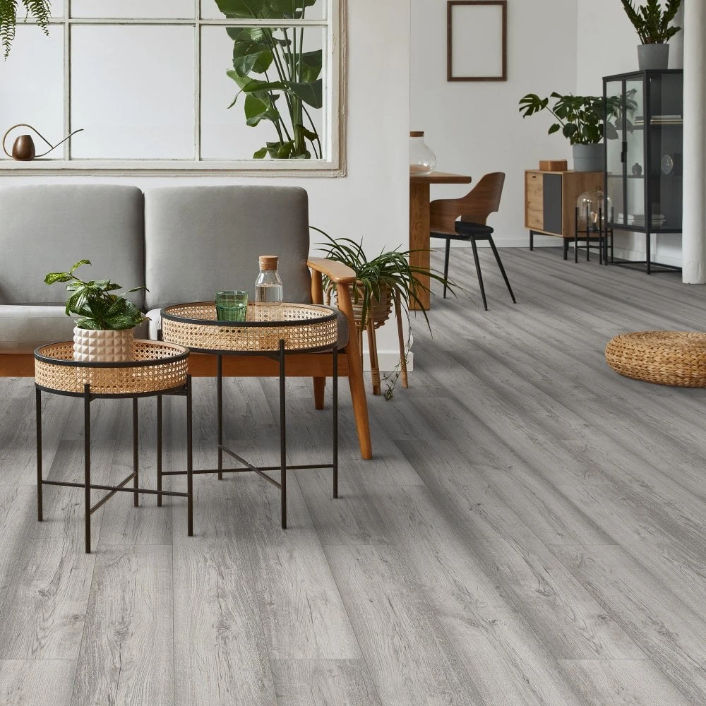 Krono Original Dartmoor Oak - Eurohome Vario+ 12mm Laminate Flooring (169973) 5 Krono Original Dartmoor Oak - Eurohome Vario+ 12mm Laminate Flooring (169973) - Image 3