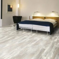 Kronotex Hella Oak - Amazone 10mm Laminate Flooring (160228) -Premium Floor Shop hella oak amazone 10mm laminate flooring 160228 p54217 143272 image