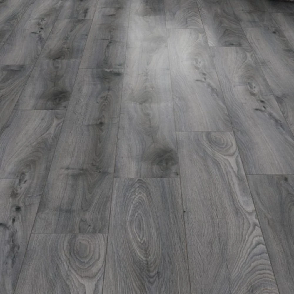 Krono Original Tomahawk Oak - Vario Supernatural 8mm Laminate Flooring (218065) 4 Krono Original Tomahawk Oak - Vario Supernatural 8mm Laminate Flooring (218065) - Image 2